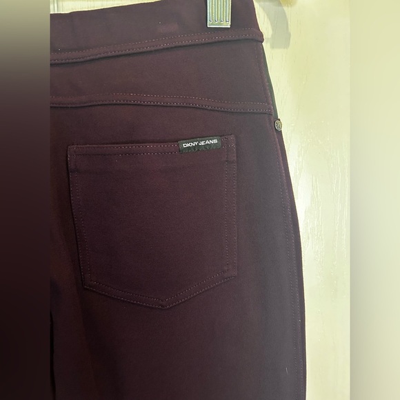 “DKNY Jeans” Dark Purple Leggings w/Elastic Waist & Front/Back Pockets Size S - Picture 5 of 12
